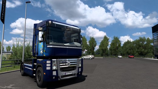 Renault Magnum