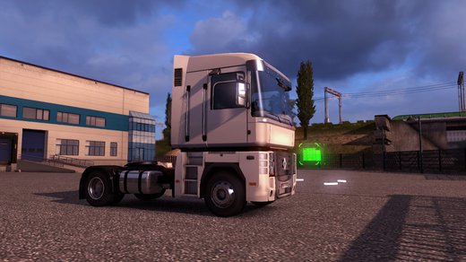 Renault Magnum