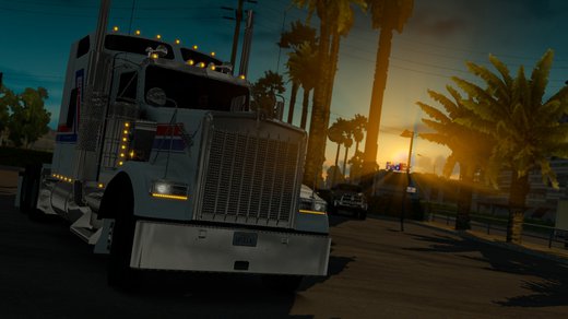 Kenworth W900B