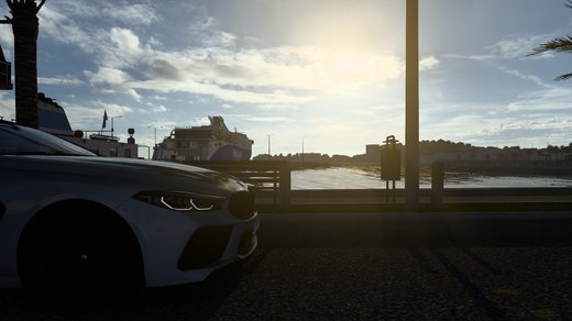 BMW M8