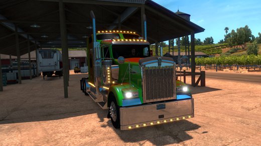 Kenworth W900