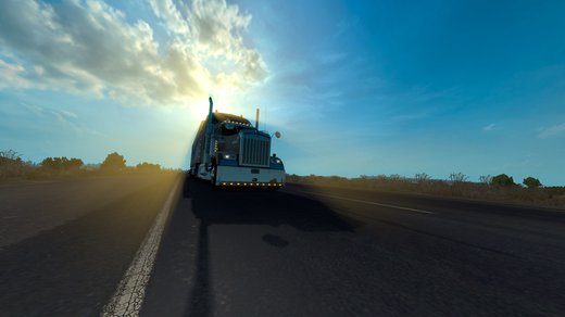 Kenworth W900
