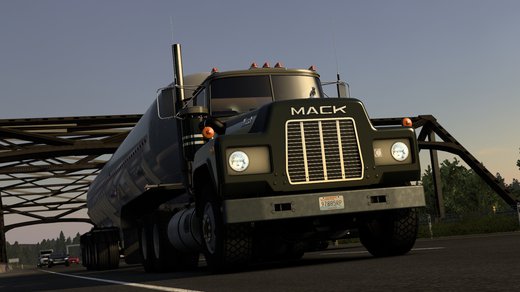 Mack R