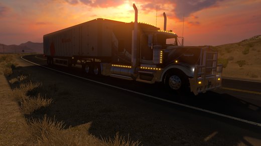 Kenworth W900