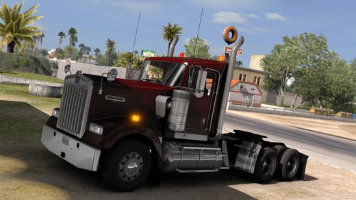Kenworth W900
