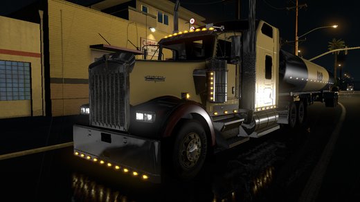 Kenworth W900