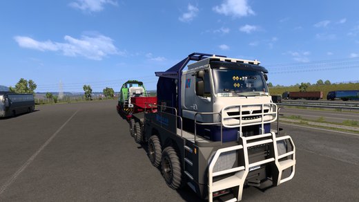 Renault @@Kerax TR8X8@@