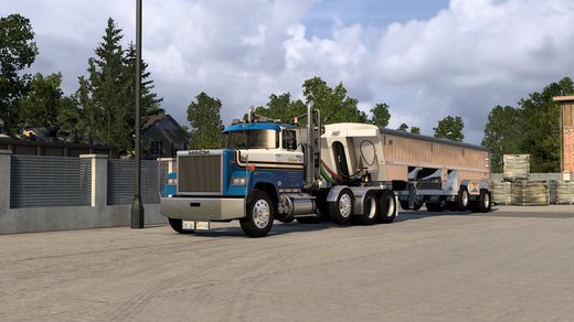 Mack Superliner