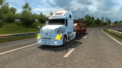 Volvo VNL 670 by Aradeth