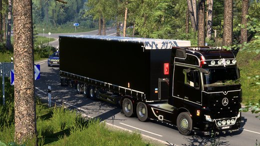 Image by andresbolso11