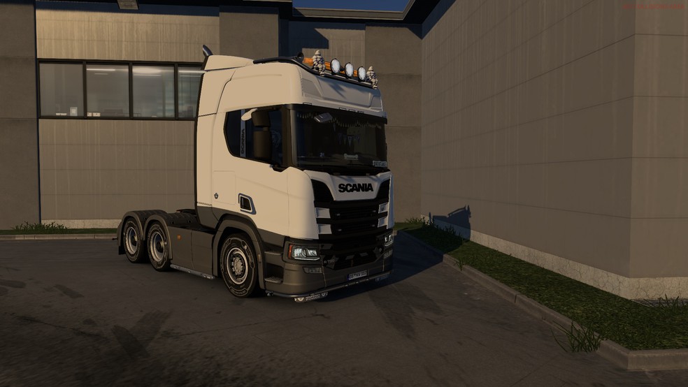 Image by TonyFazaLunga