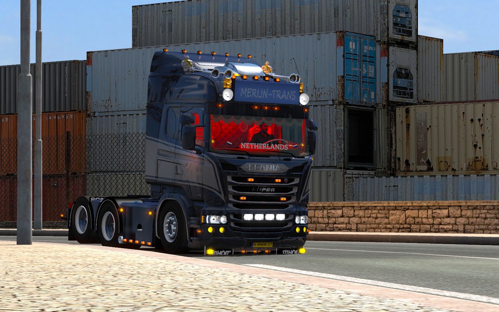 Image by MerijnTruckerNL