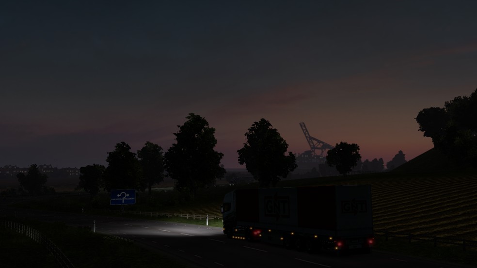 Image by macieg