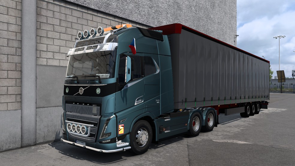 Image by urbanique75