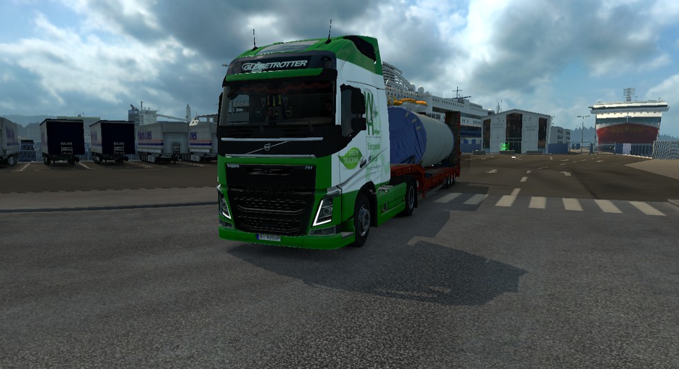 Image by danbyization