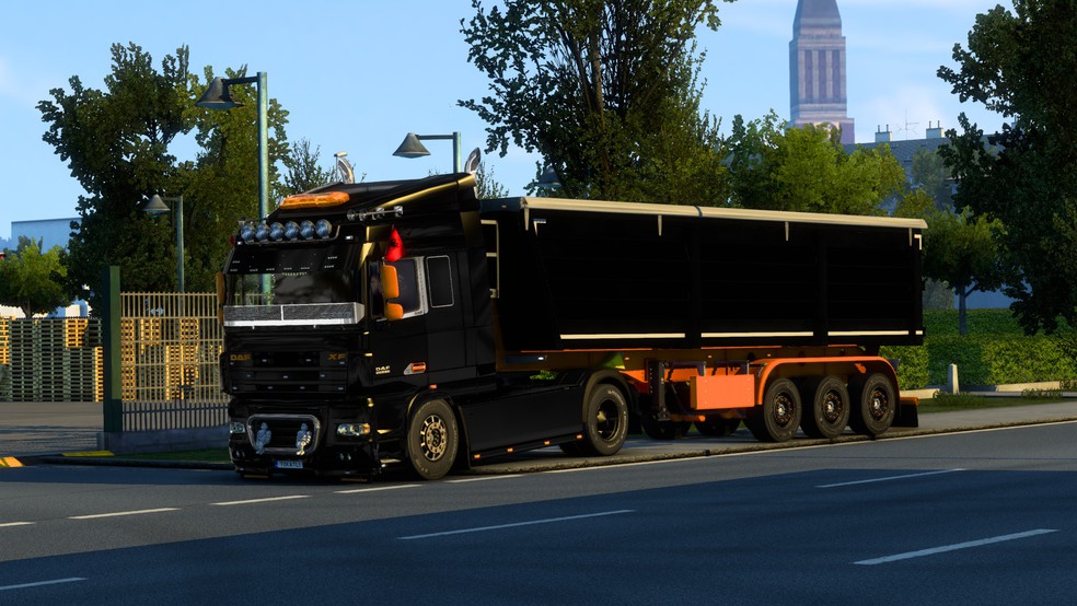 Image by onurtokatli