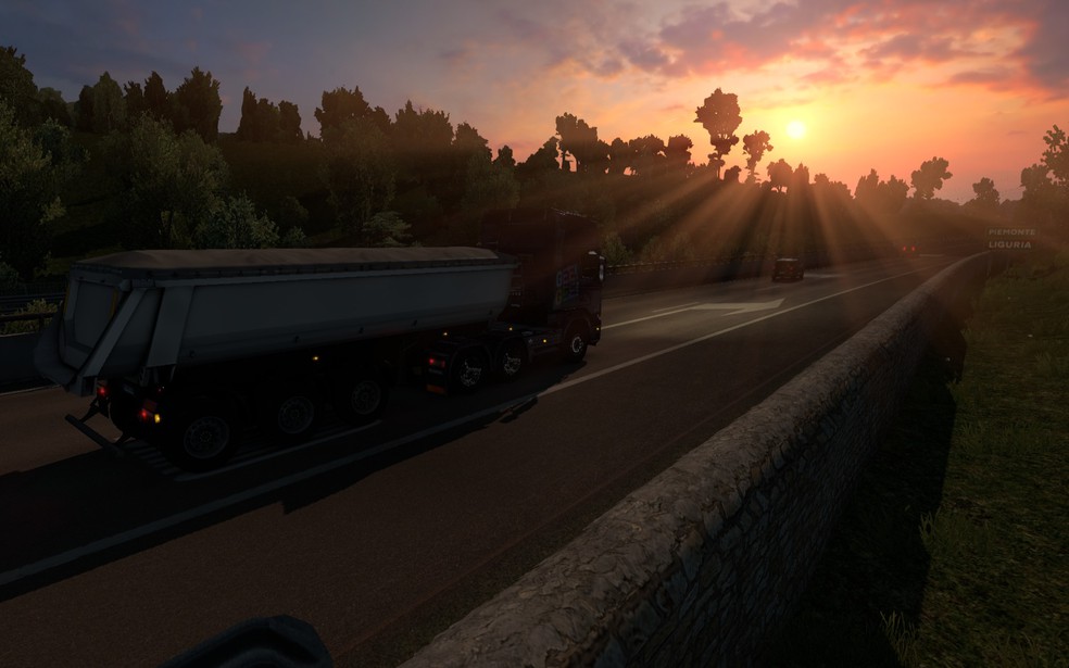 Image by Holesinshoes