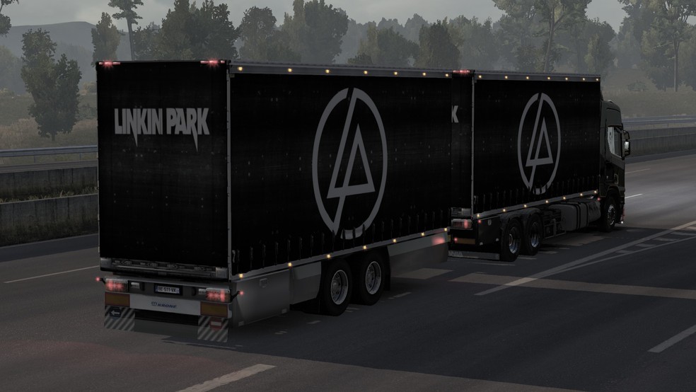 Image by urbanique75