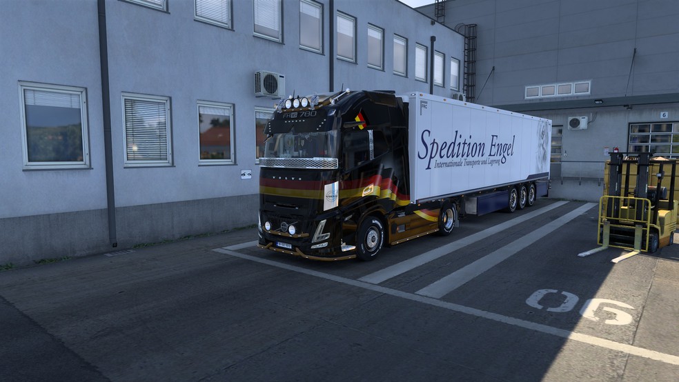 Image by DirkBogdahn