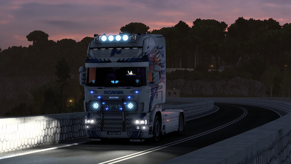 Image by MateoCa