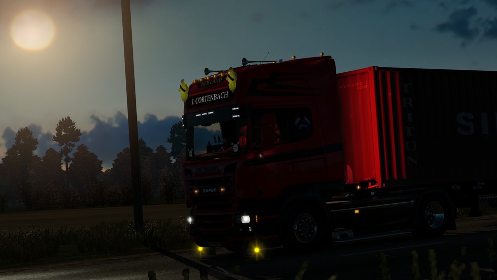 Image by justincortenbach