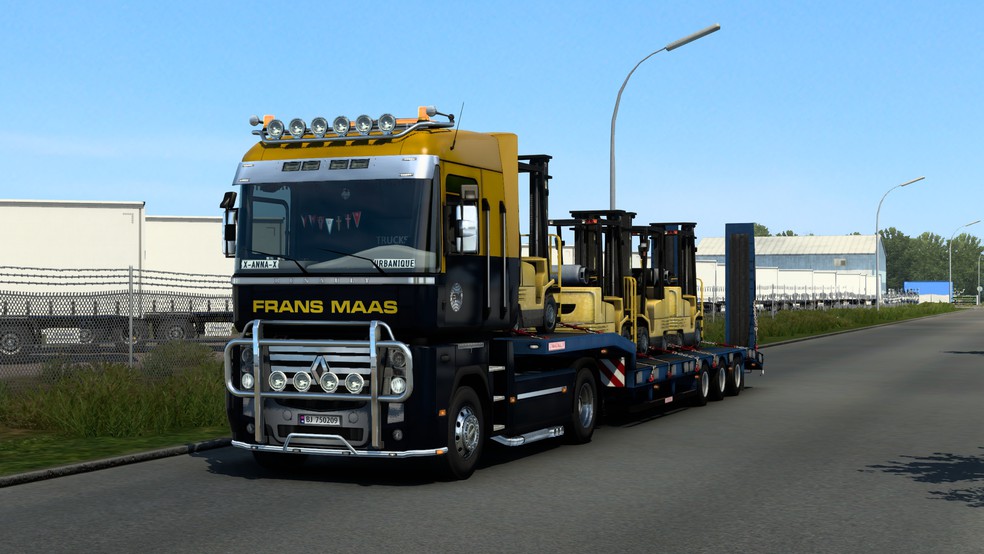 Image by urbanique75