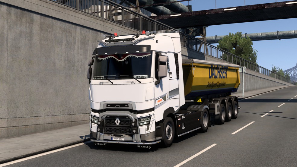 Image by urbanique75