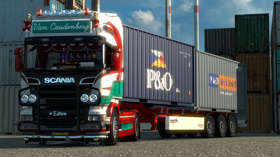 Image by justincortenbach