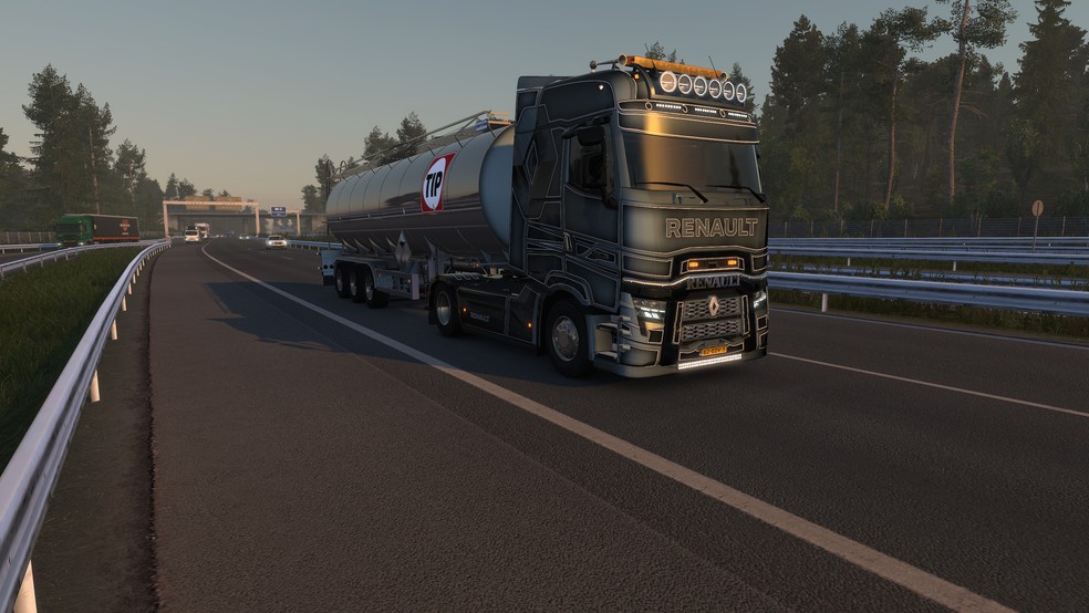 Image by ERIKDEVRIES