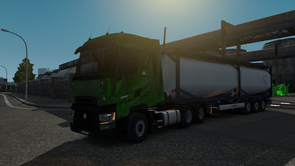 Image by danbyization