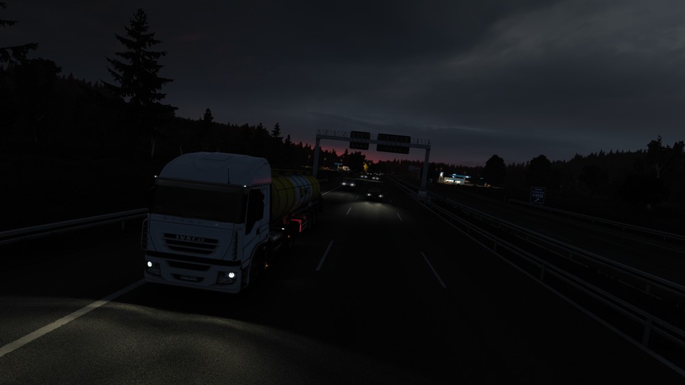 Image by _ItsMonster_