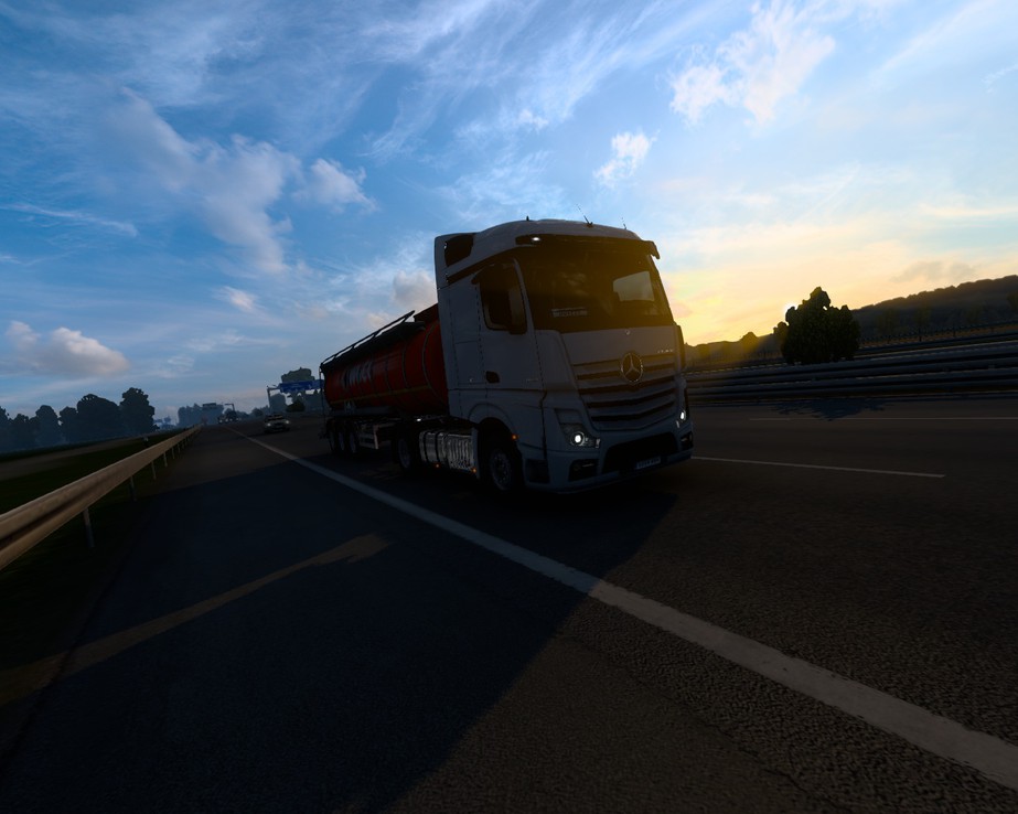 Image by HOKKA22568