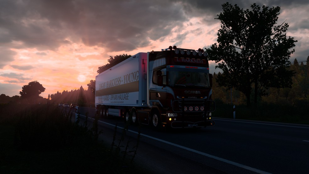 Image by lhyely