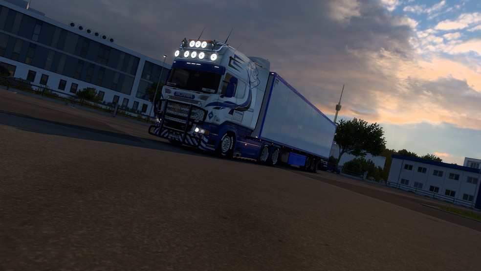 Image by SimiWorldTranfer