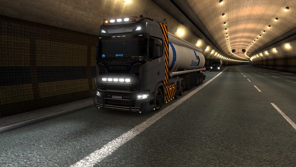 Image by SkowronSky1377v8