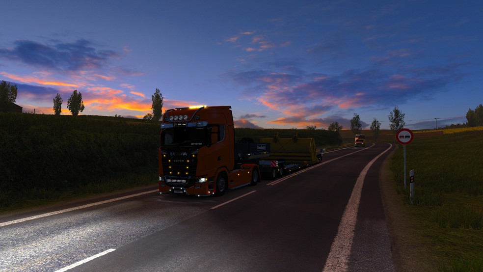 Image by MilanDrogsler