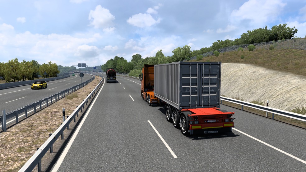 Image by YvanDerideau