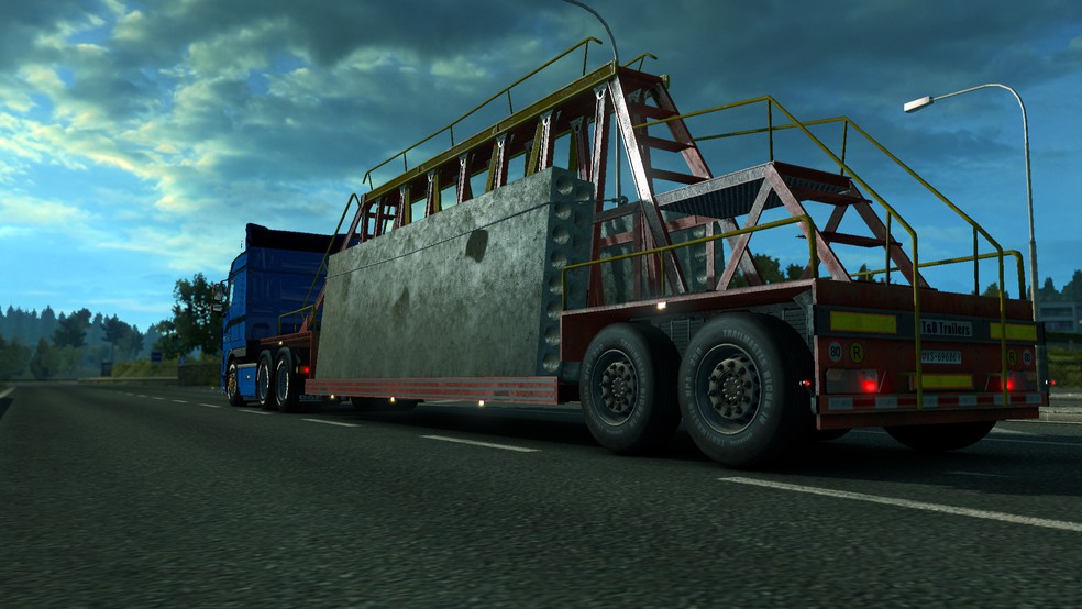 Image by estradivarius