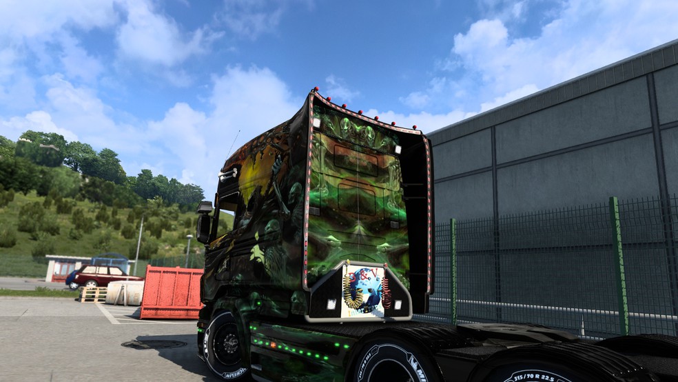 Image by ferrybrizee