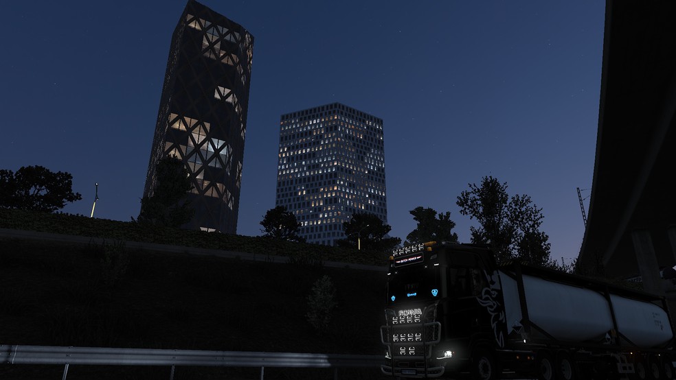 Image by damiantruck_man