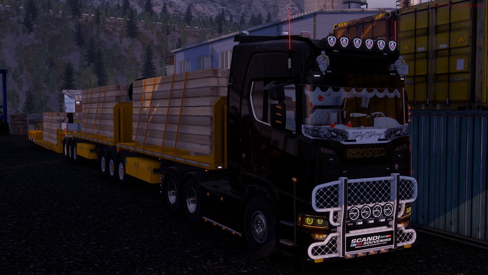 Image by MondGorilla95