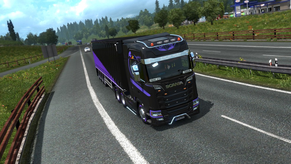 Image by albastrelba