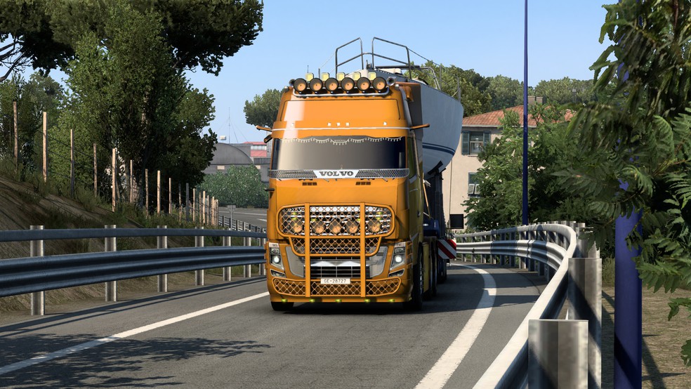 Image by andresbolso11