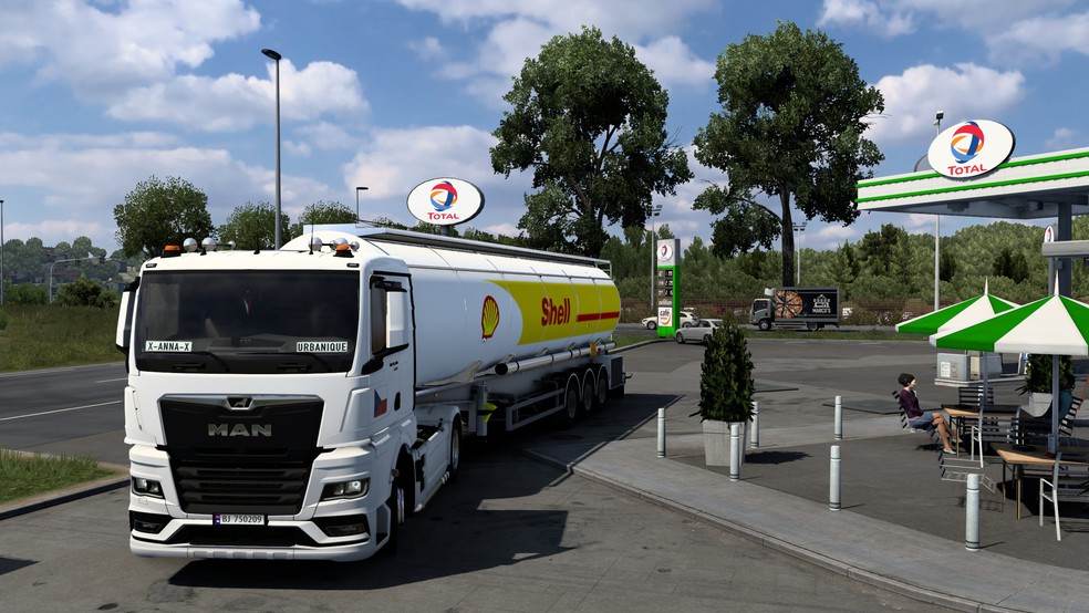 Image by urbanique75