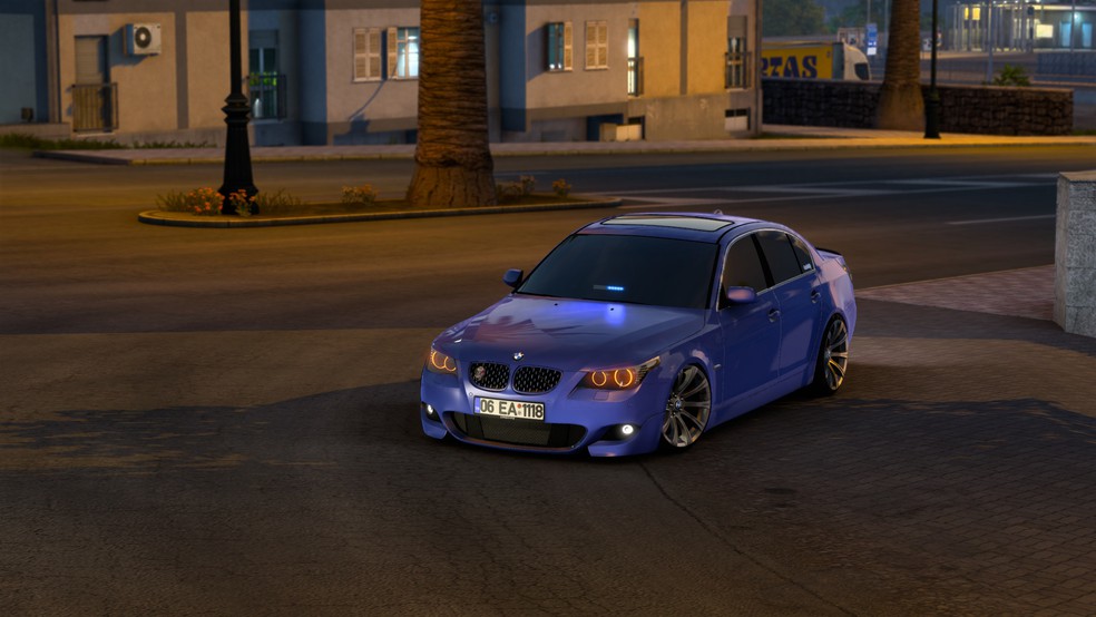 Image by royalclass12