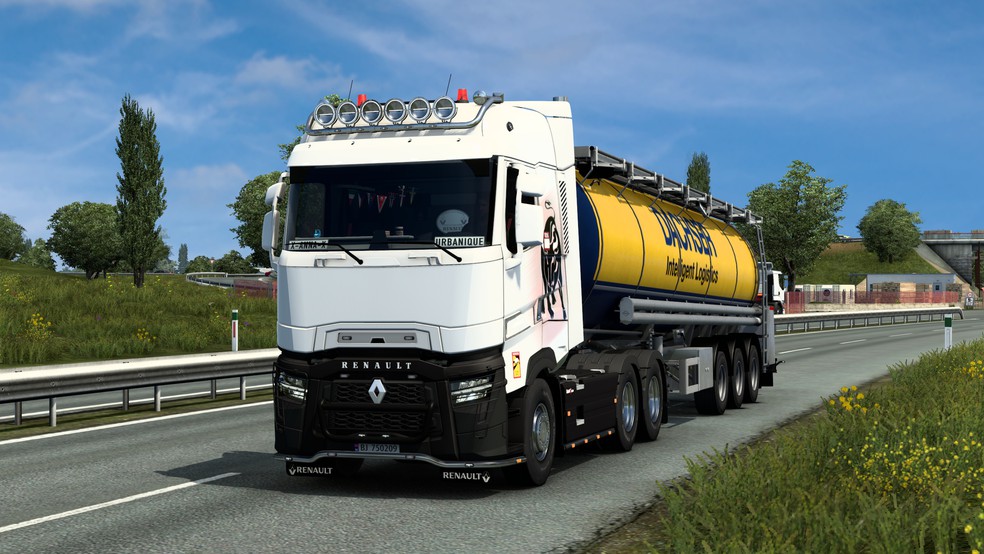 Image by urbanique75