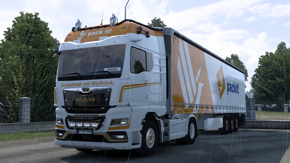 Image by thomasthamrt