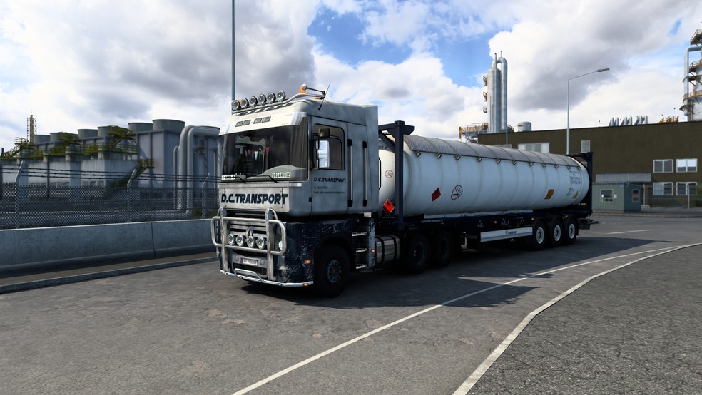 Image by urbanique75