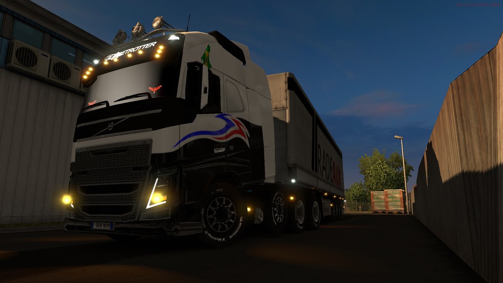 Image by marcosdrummond