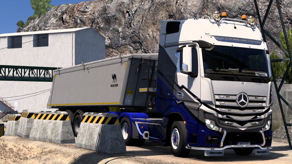 Image by thomasthamrt